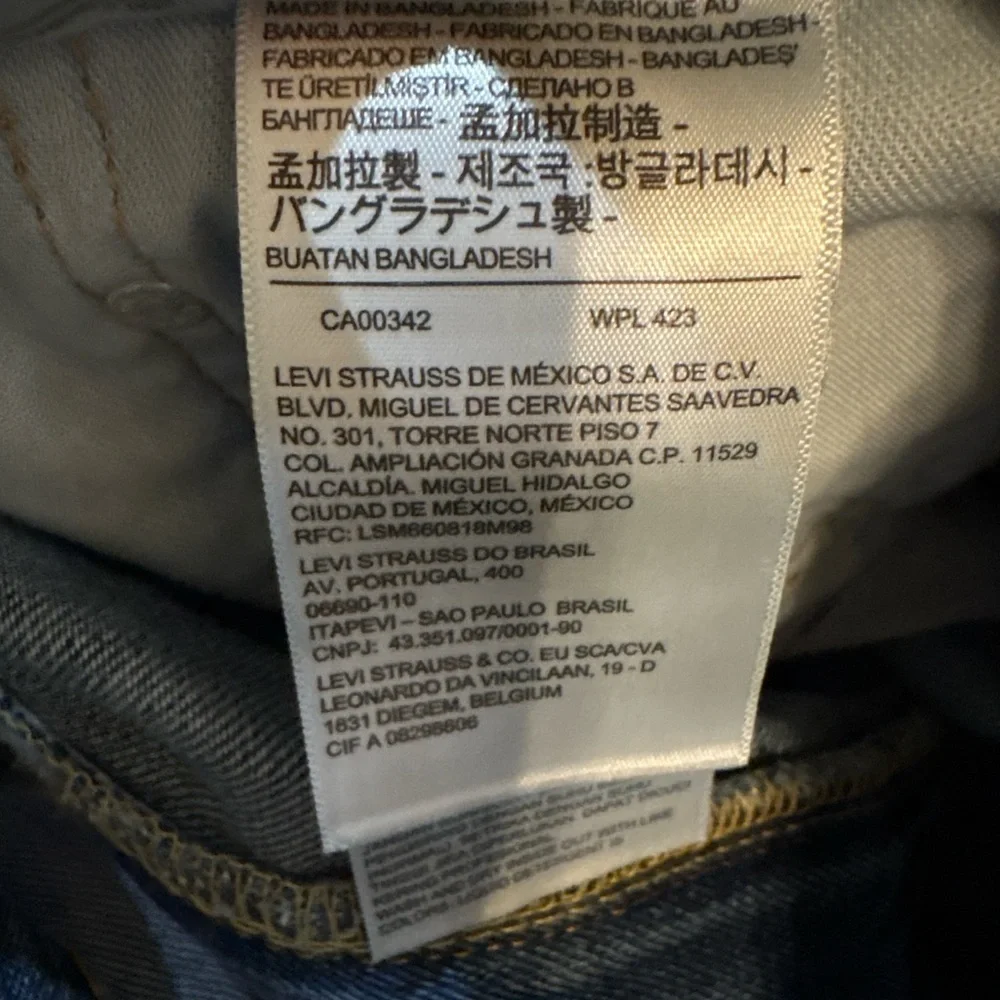 NWT Levi’s 550 Relaxed Fit Jeans Men’s 38x34 – Classic Blue